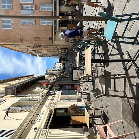 Location Antibes Exterior photo