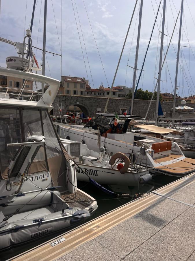 Location Antibes Exterior photo